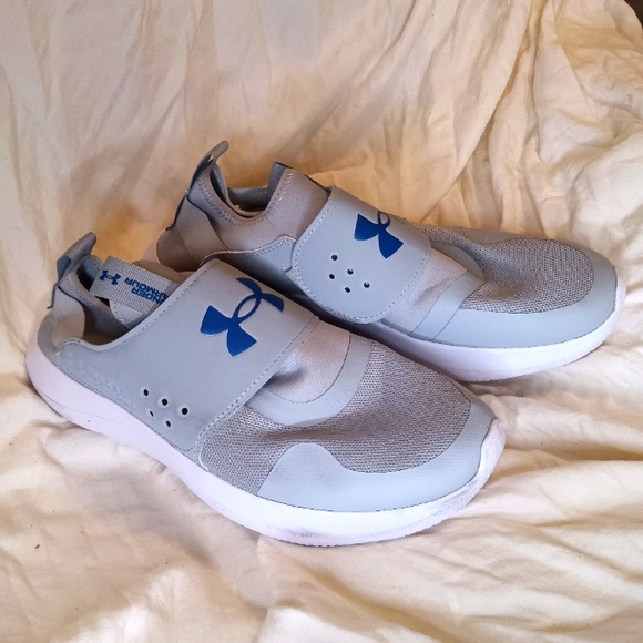 UNDER ARMOUR Mens UA Runplay Mod Gray White blue Running Shoe 12 sneakers tennis - Picture 2 of 8